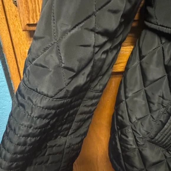 Michael Kors Black Quilted Jacket - Picture 4 of 9